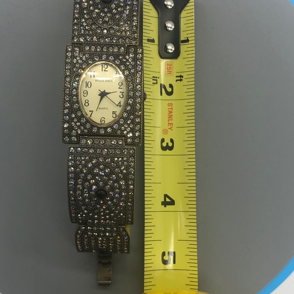 Heidi Daus Vintage/New Swarovski crystals bracelet watch original box - Picture 11 of 17